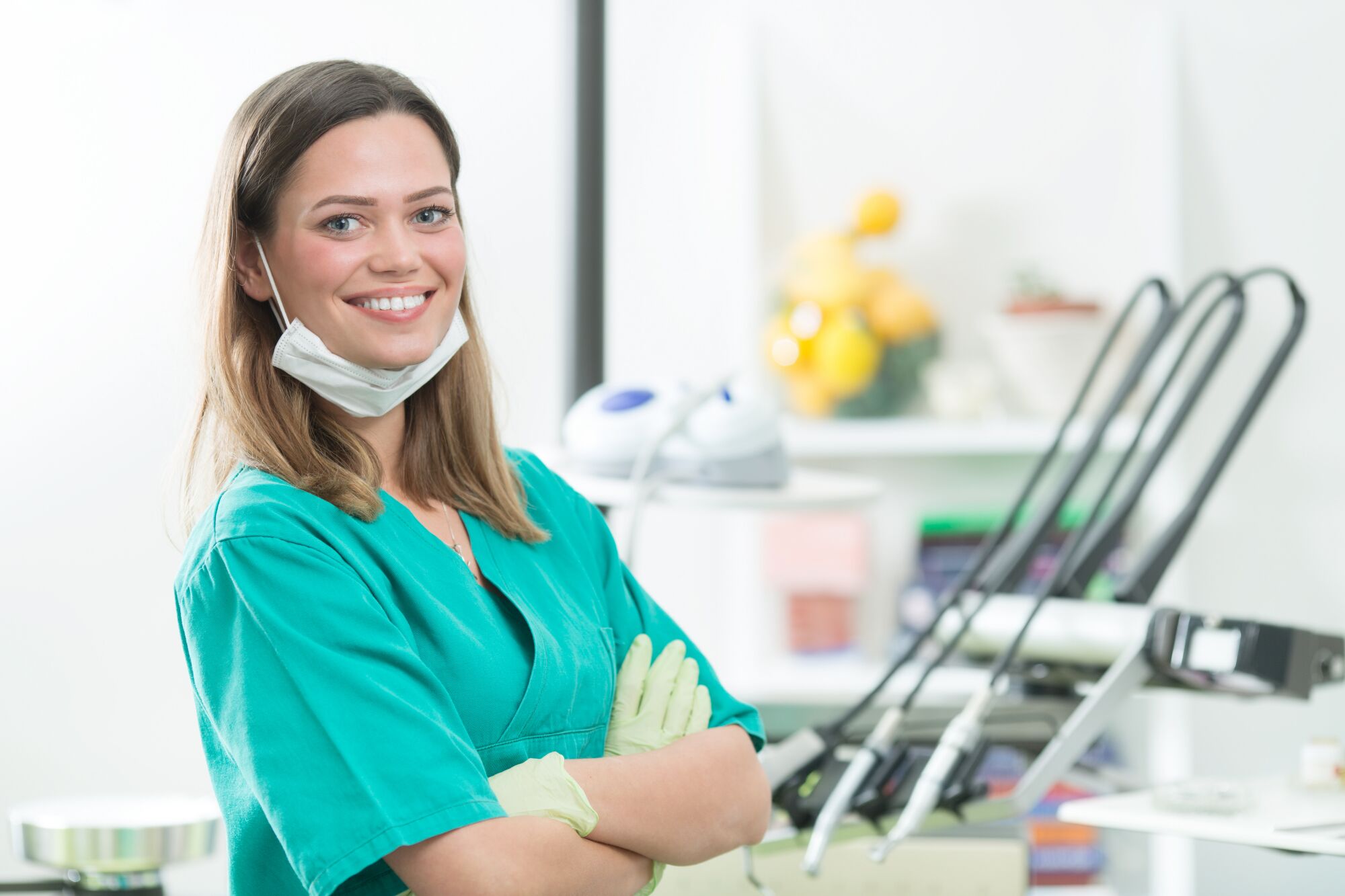Where Can I Train to Be a Dental Assistant in Southern California?